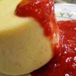 Budino di riso con salsa di lamponi