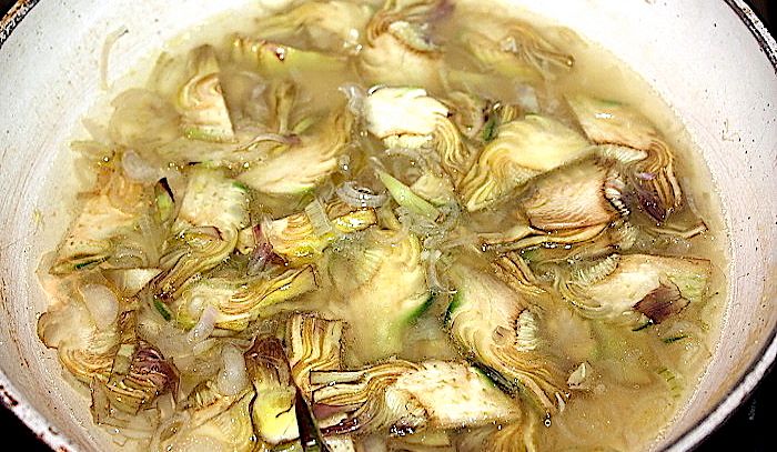 Carciofi in brodo