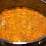 Crema di pollo alle arachidi