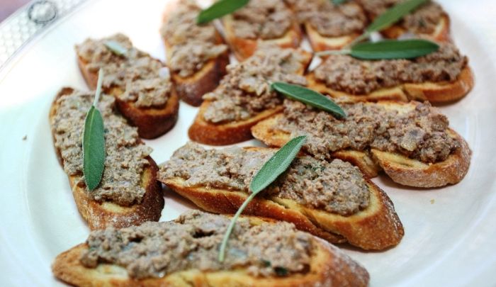 Crostini ai fegatini di pollo