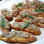 Crostini ai fegatini