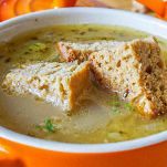 Crostini alla milza in brodo