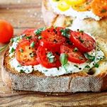 Crostini alla napoletana