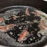 Entrecòtes di manzo con salsa di acciughe