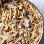 Fettuccine con vitello e funghi