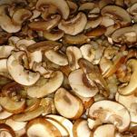 Garganelli con funghi e zucchine