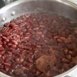 Gramigna ai fagioli e frutti di mare