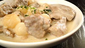 Gulasch di vitello alla panna