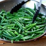 Penne con i funghi e moscardini