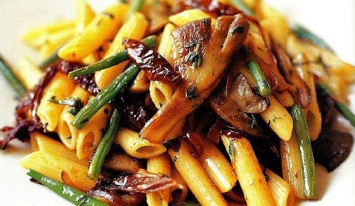 Penne ai funghi porcini e moscardini