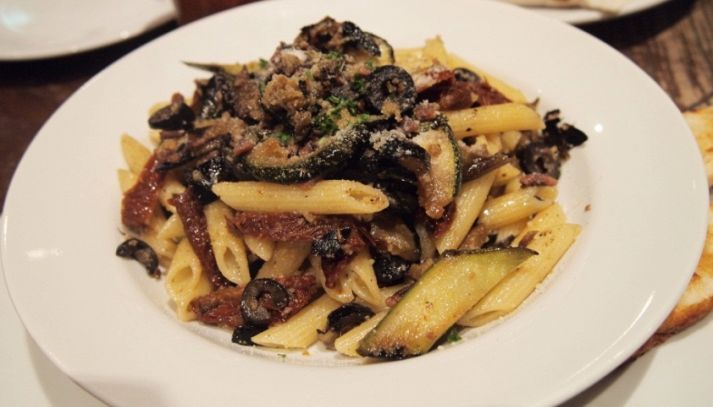 Mezze penne con sarde e melanzane