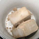 Piccoli blinis con uova di salmone