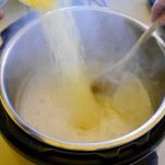 Polenta con sugo e salsicce