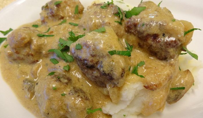 Salsiccia ai marroni e ai funghi