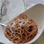 Spaghetti al vino rosso