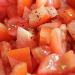 Tonno grigliato in salsa rossa