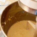 Torta alla crema e amaretti