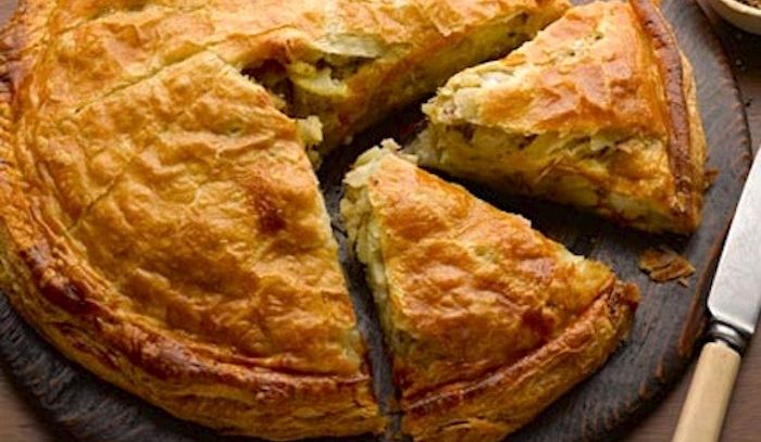 Tortino con carciofi e acciughe