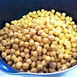 Zuppa di ceci e carciofi