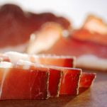 Barchette di castagne ricotta e speck