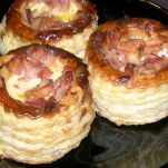 Barchette di castagne ricotta e speck