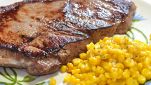 Bistecca di maiale con mais