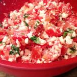 Bruschette con pomodori e feta