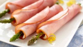 Involtini di carne con asparagi