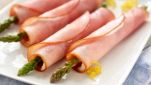Involtini di carne con asparagi