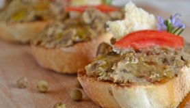 Crostini misti rustici