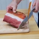 Scaloppine di pollo in salsa allo speck