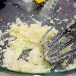Spaghetti cacio e zafferano