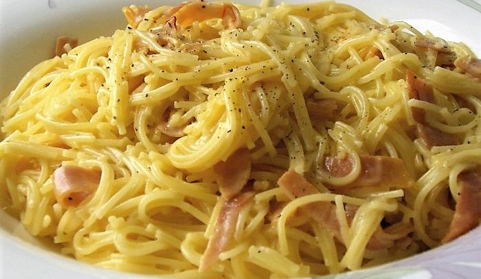Spaghetti cacio e zafferano