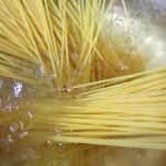 Spaghetti carciofi e provola