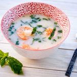 Zuppa di gamberi al cocco