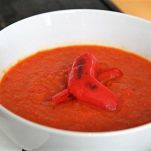 Zuppa di peperoni arrostiti