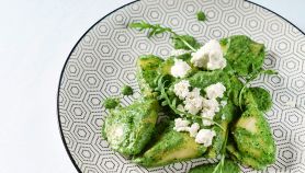 Gnocchi di patate al pesto di scarola