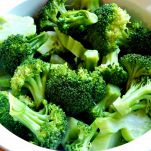 Broccoletti alle mandorle