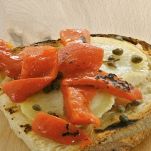 Bruschetta alle seppioline e peperoni