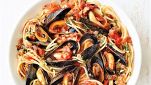 Bucatini con sugo di cozze