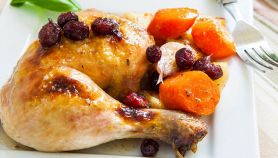 Cappone arrosto in salsa di mirtilli