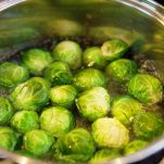 Cavolini di Bruxelles con castagne