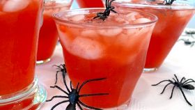 Cocktail di Halloween al "sangue"