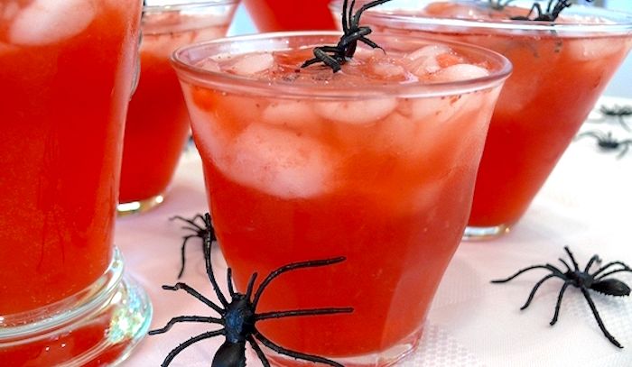 Cocktail di Halloween al "sangue"