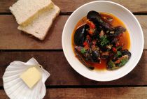 Cozze al sugo