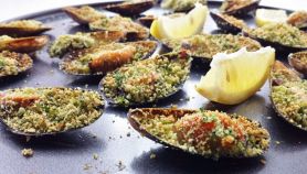 Cozze con burro all'aglio