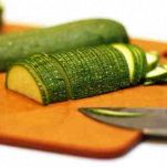 Farfalle con verdure al limone