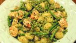 Gnocchi con asparagi e gamberetti