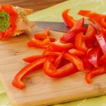 Maccheroni con salsa di peperoni