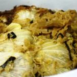 Merluzzo al forno con cipolle e cavolo